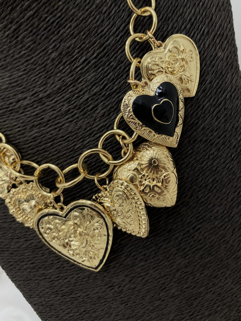 COLLAR CORAZONES