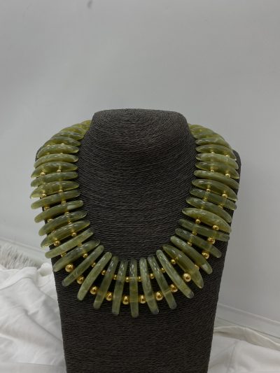 COLLAR DIENTES VERDE.