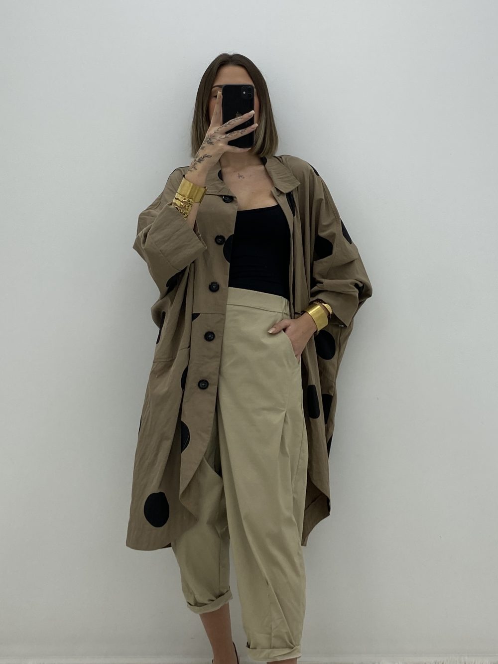 PANTALÓN JOGGER BEIGE - Imagen 2