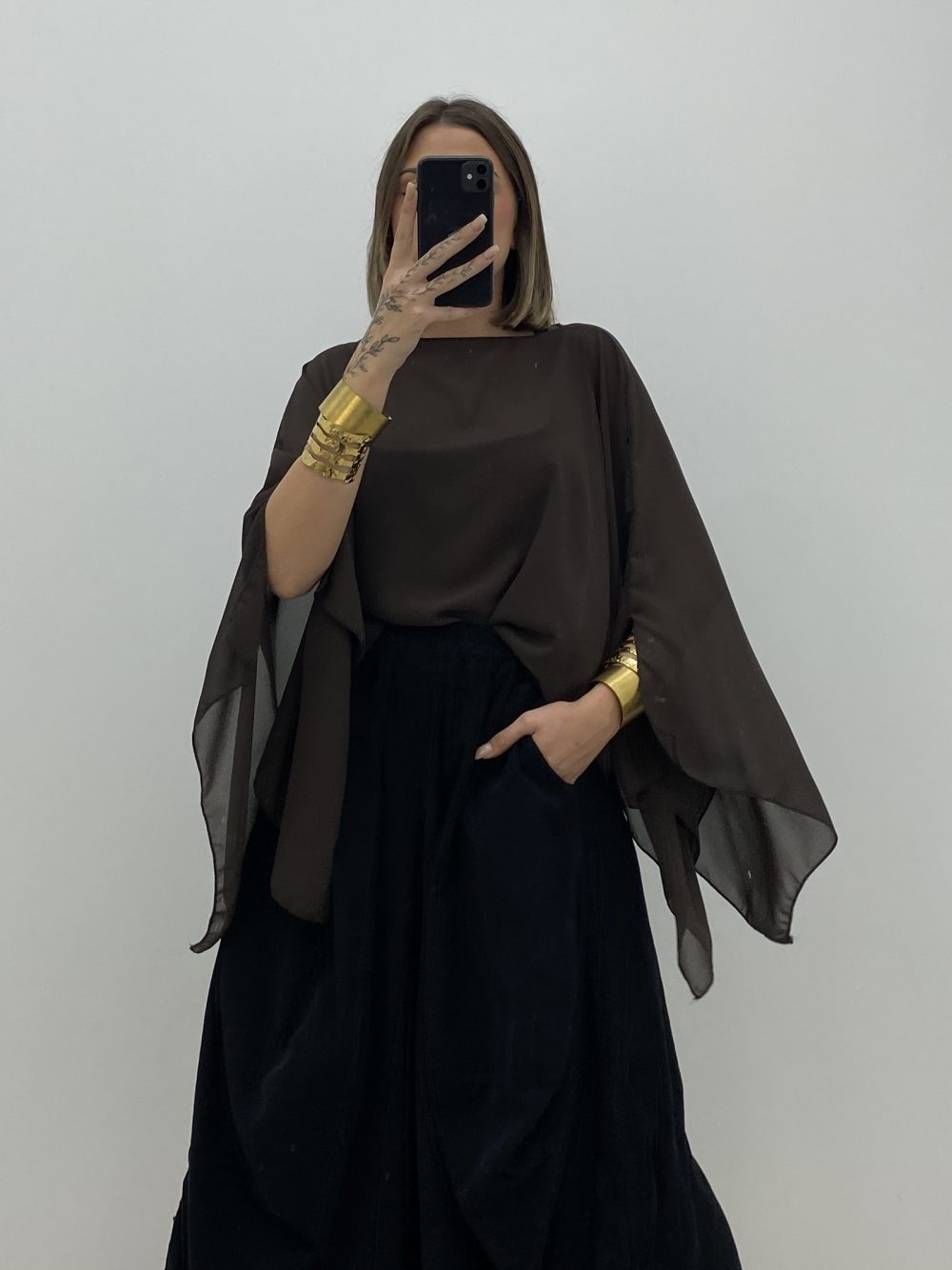 PONCHO DE GASA MARRÓN - Imagen 2