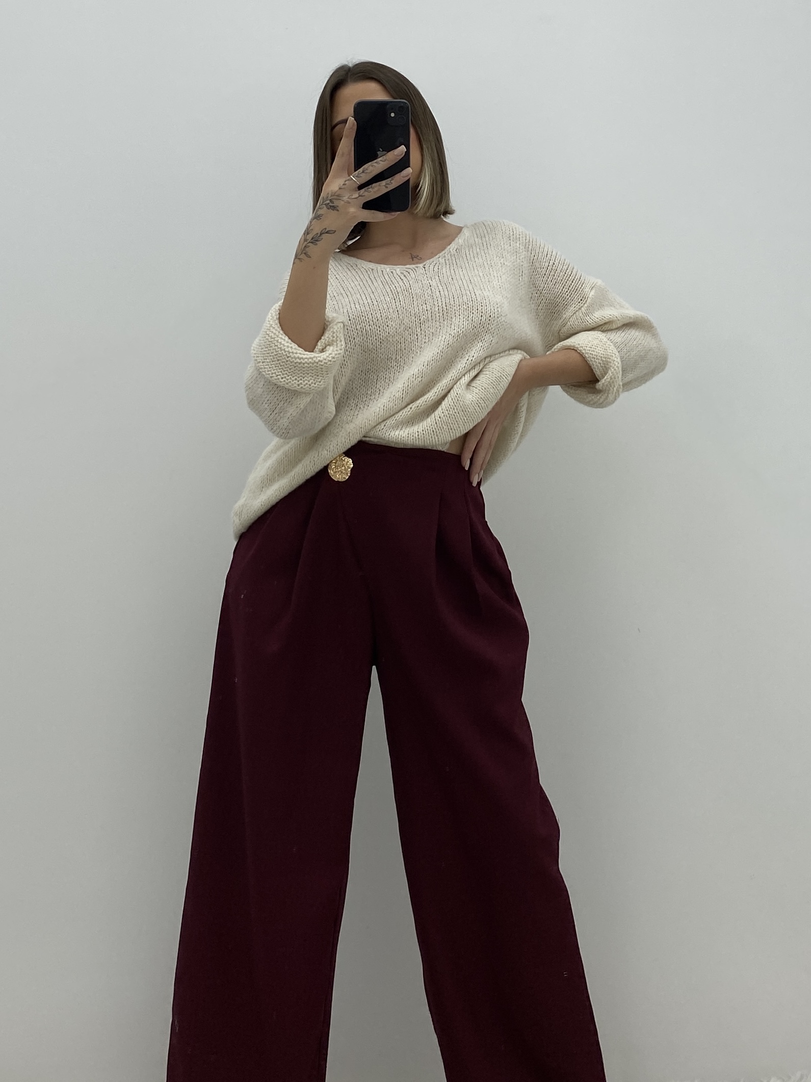 PANTALÓN BROCHE GRANATE