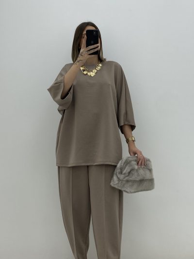 CONJUNTO COMFY TAUPE
