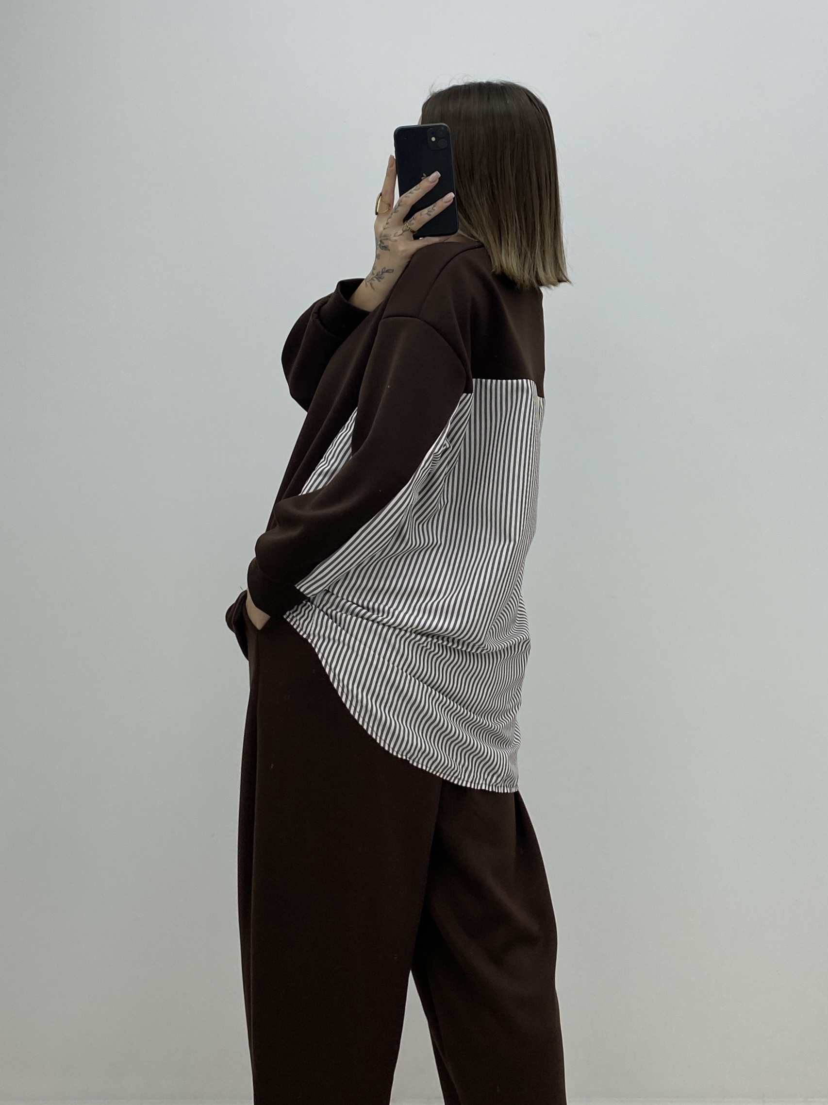 CONJUNTO COMFY RAYAS MARRÓN - Imagen 2