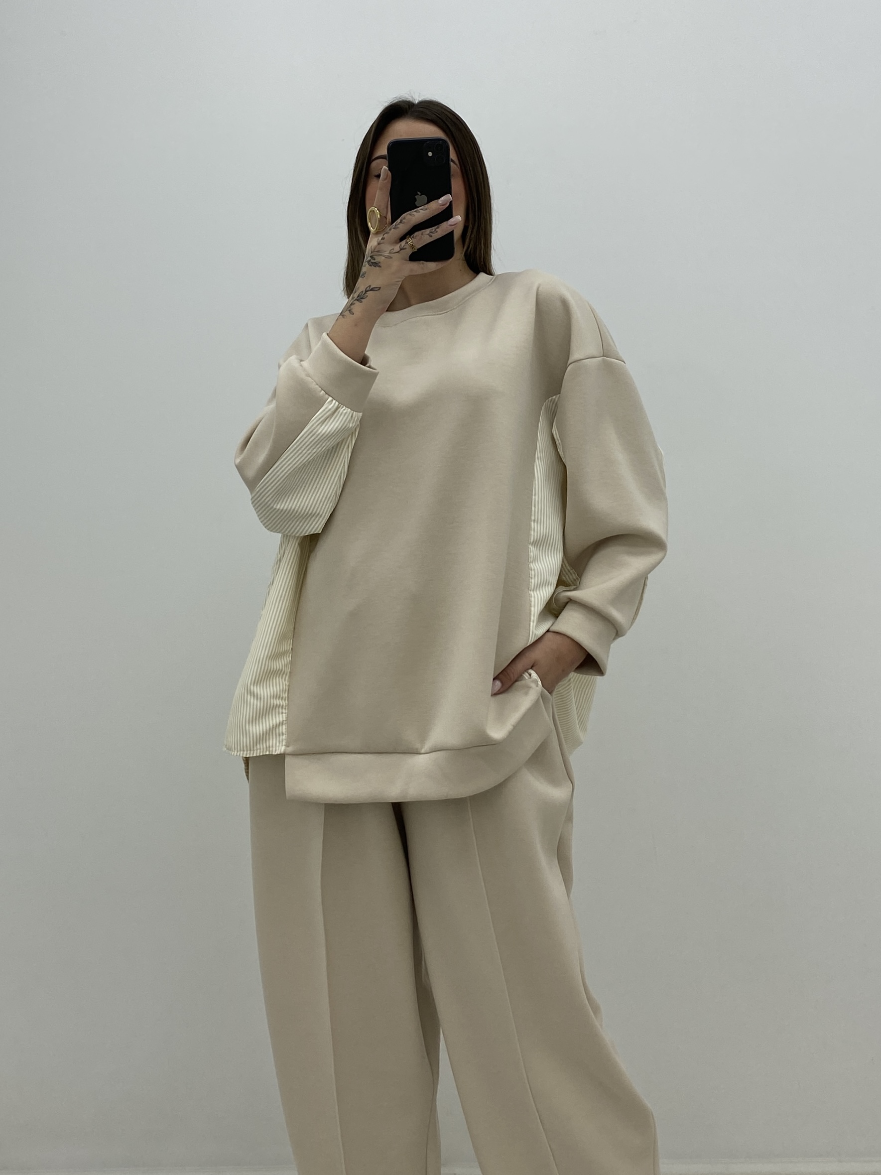 CONJUNTO COMFY RAYAS BEIGE - Imagen 3