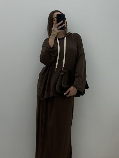 CONJUNTO FALDA PUNTO MARRÓN