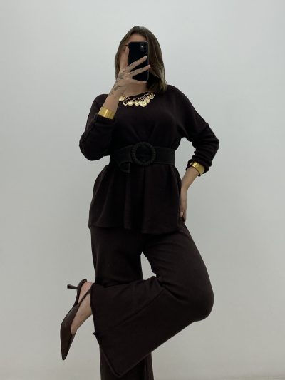 Alternative view of CONJUNTO DORIS MARRÓN