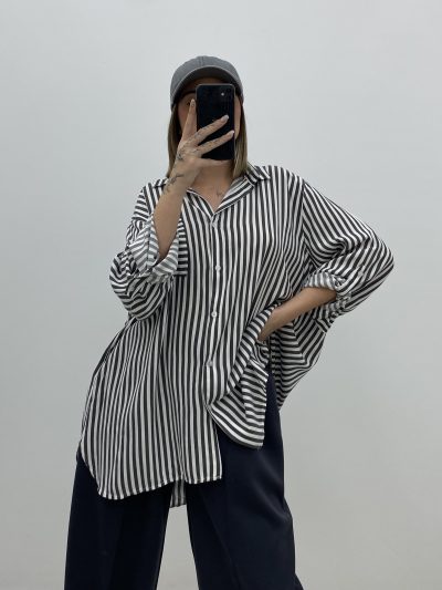 Alternative view of BLUSA RAYAS GRIS