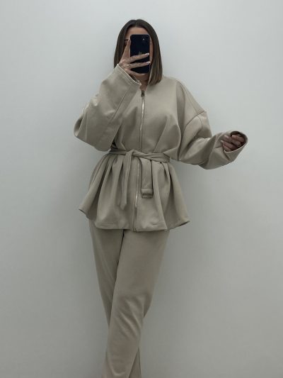 CONJUNTO PITILLO Y CHAQUETA BEIGE