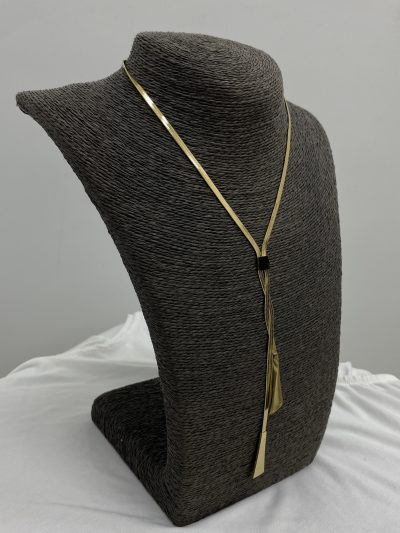 Alternative view of GARGANTILLA ORO