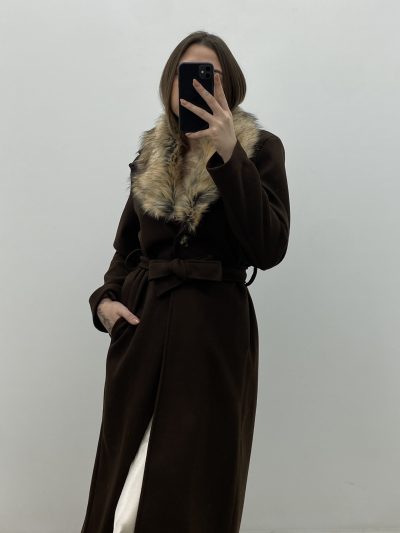 ABRIGO PAÑO CUELLO MARRÓN