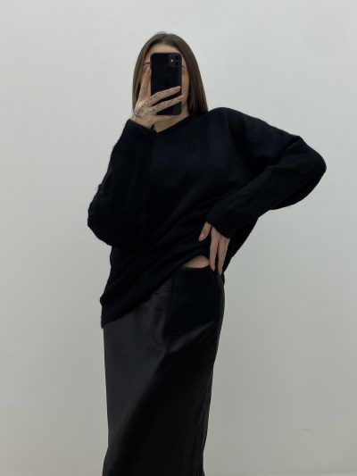 Alternative view of FALDA SATÉN NEGRO