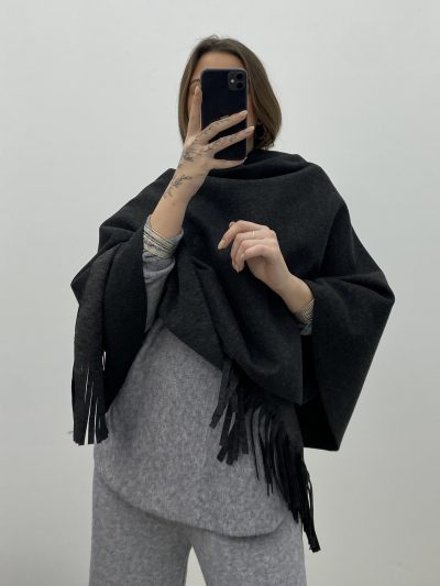 Alternative view of CAPA CORTA CRUZADA NEGRA JASPEADA