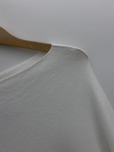 Alternative view of PONCHO PUNTO BLANCO