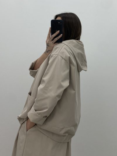 Alternative view of CORTA VIENTO EFECTO TAFETÁN BEIGE