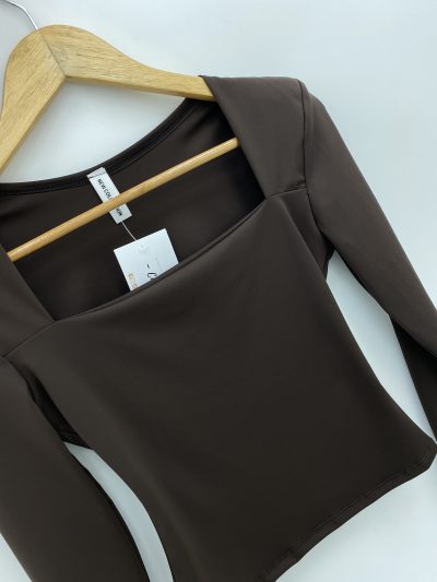 Alternative view of CAMISETA HOMBRERAS MARRÓN