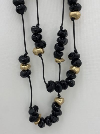 Alternative view of COLLAR LARGO NEGRO / ORO