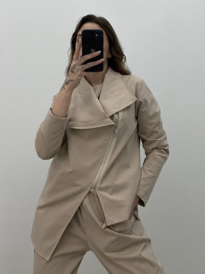 CHAQUETA CREMALLERA BEIGE