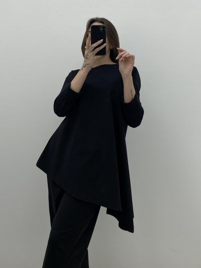 Alternative view of CAMISETA LARGA NEGRO