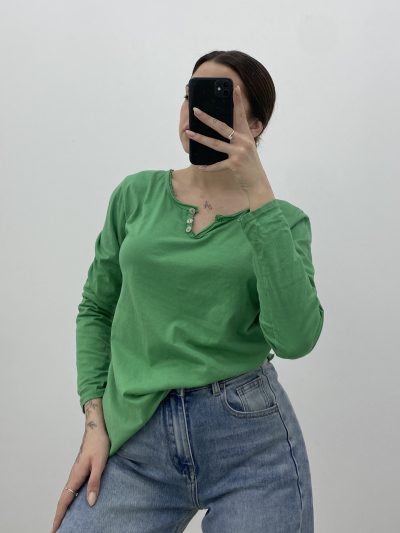 BÁSICA CUELLO PICO VERDE