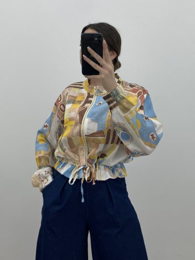 BOMBER CAMISA ESTAMPADO BEIGE