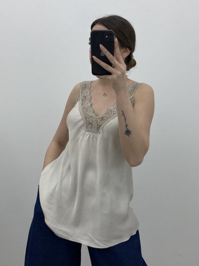 LENCERA SATÉN BEIGE