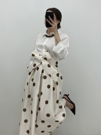 Alternative view of FALDA CAROLINA