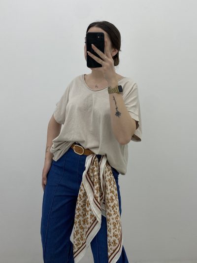 Alternative view of CAMISETA BÁSICA M/C BEIGE