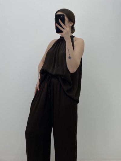 Alternative view of CONJUNTO DE RASO MARRÓN