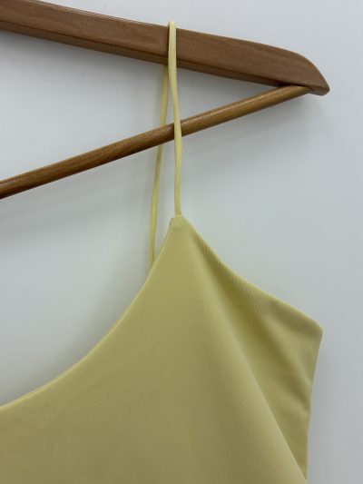 Alternative view of CAMISETA TIRANTE AMARILLA