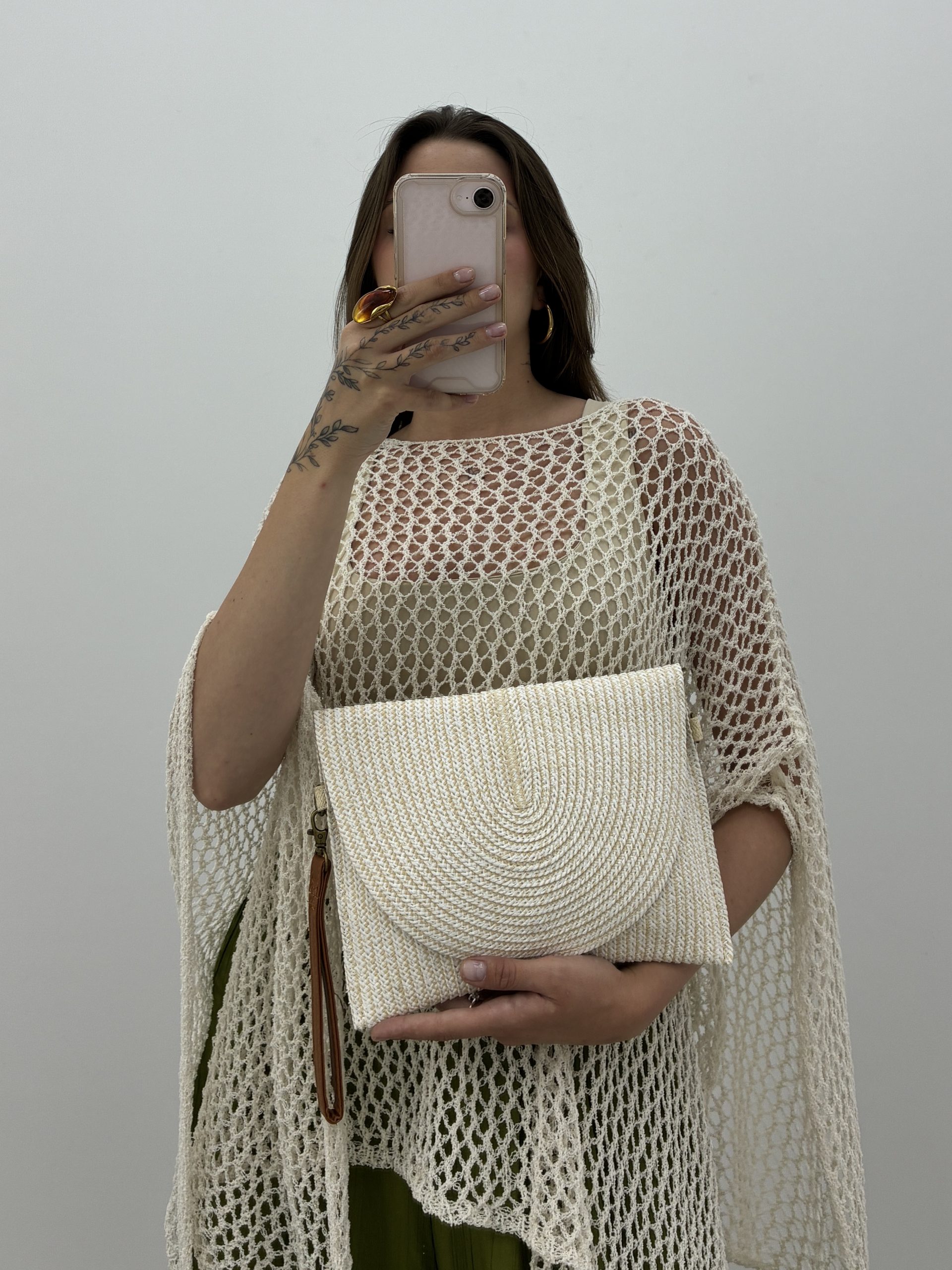 BOLSO SOBRE RAFIA CREMA - Imagen 3