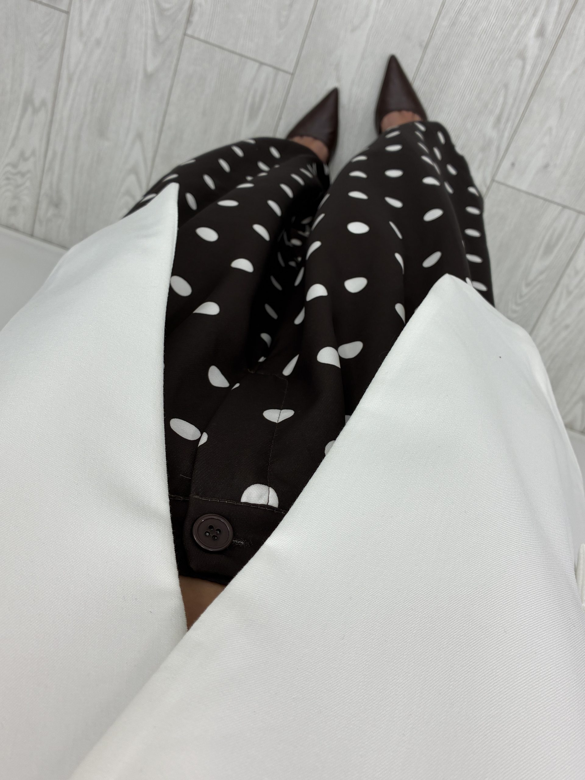 PANTALÓN BOMBACHO LUNARES MARRÓN - Imagen 3