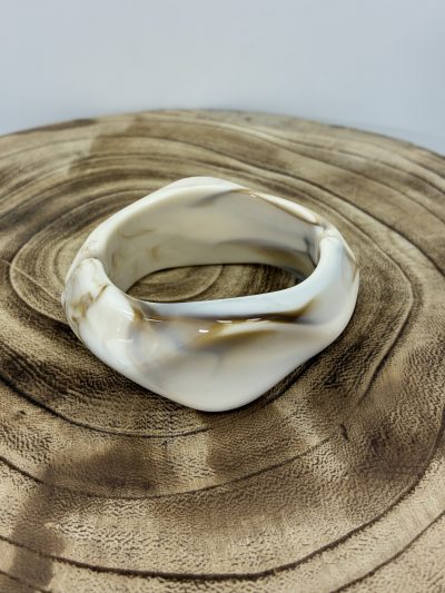 BRAZALETE RESINA BEIGE