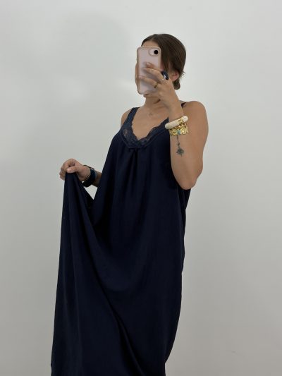 Alternative view of VESTIDO LENCERO MARINO CON PUNTILLA
