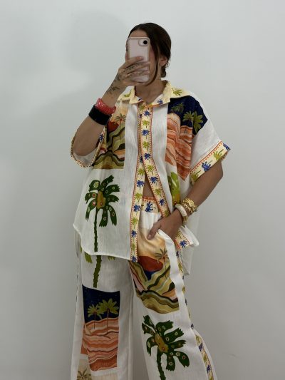 Alternative view of CONJUNTO CAMISA Y PANTALÓN ESTAMPADO PAISAJE