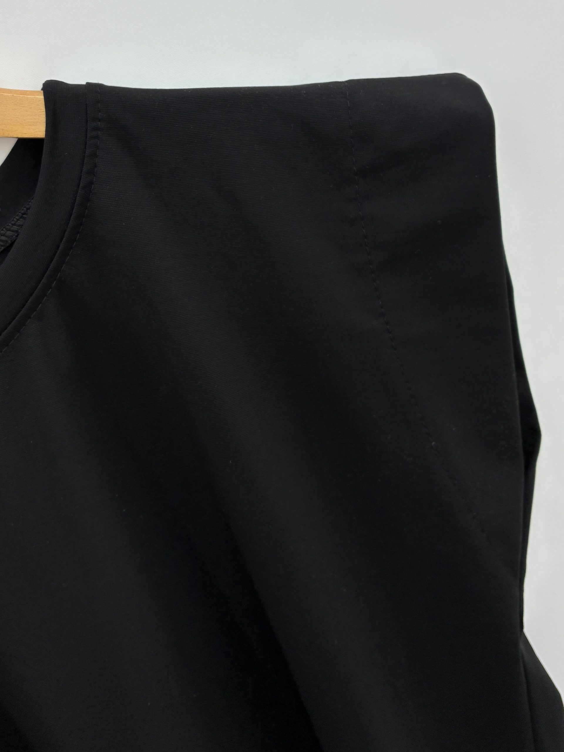 CAMISETA MANGA JAPONESA NEGRA - Imagen 3
