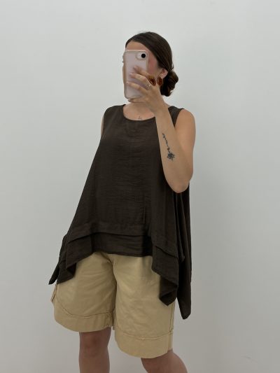 BLUSA ASIMÉTRICA MARRÓN