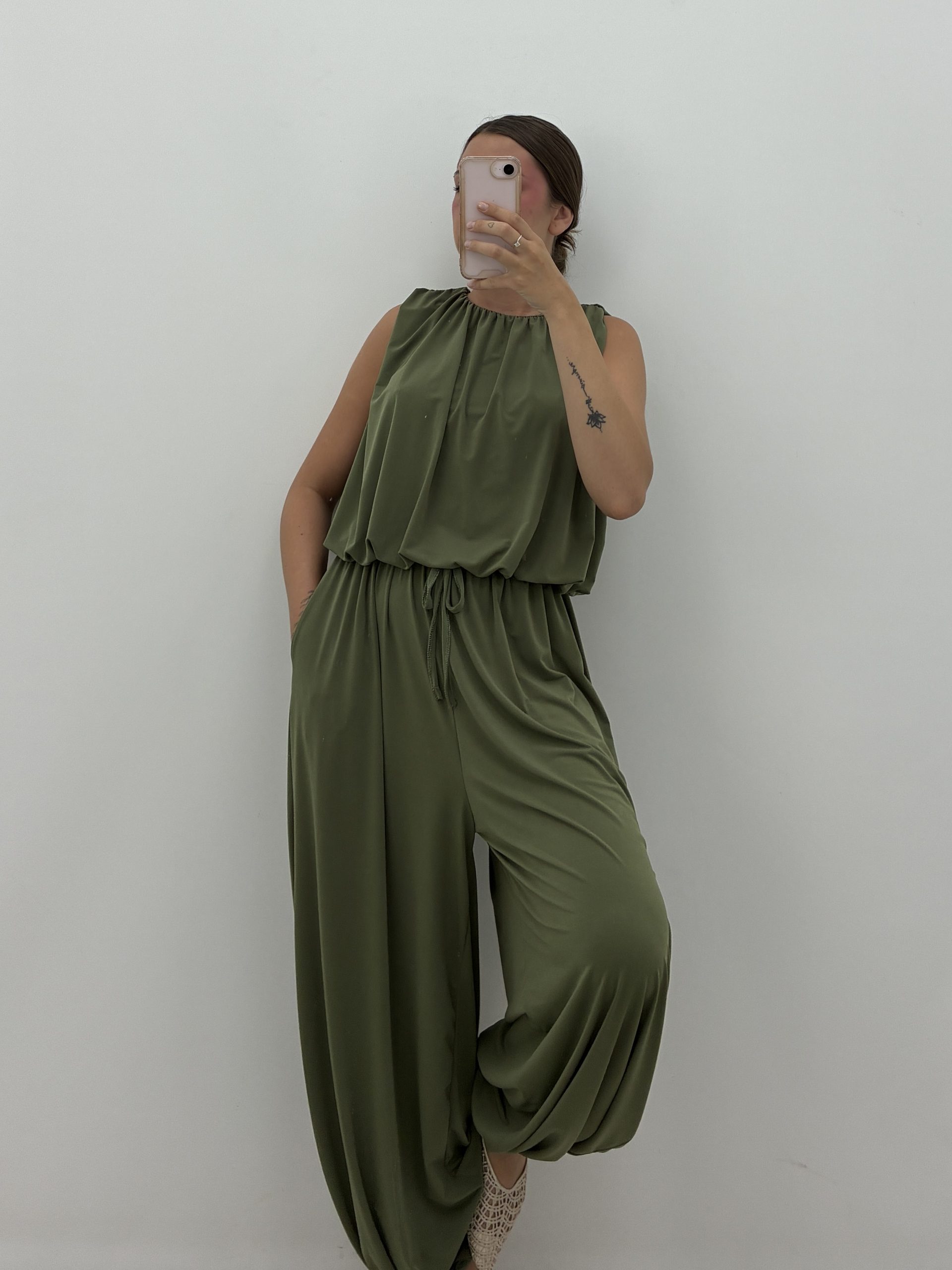 PANTALÓN LICRA FRÍA BOMBACHO VERDE OLIVA
