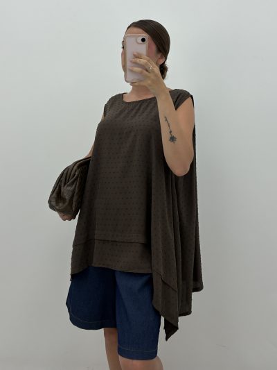 BLUSA ASIMÉTRICA PLUMETI MARRÓN