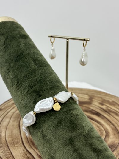 Alternative view of PENDIENTES PERLA BARROCA