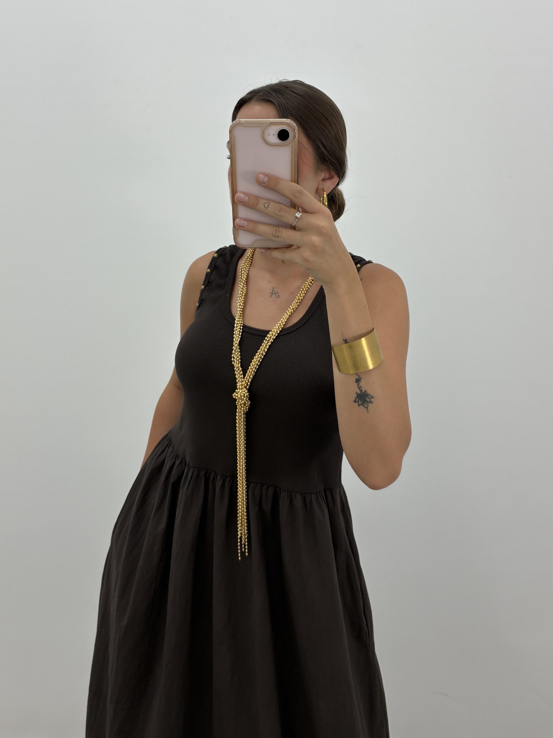 VESTIDO TACHAS CHOCOLATE - Imagen 3