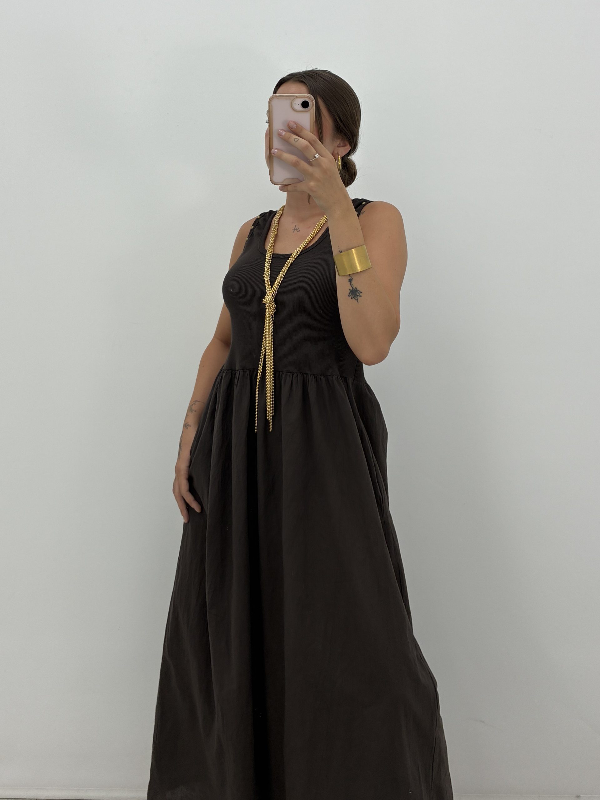 VESTIDO TACHAS CHOCOLATE