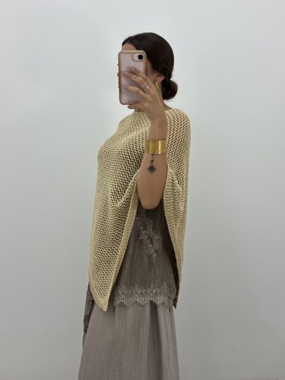 Alternative view of PONCHO CALADO ORO
