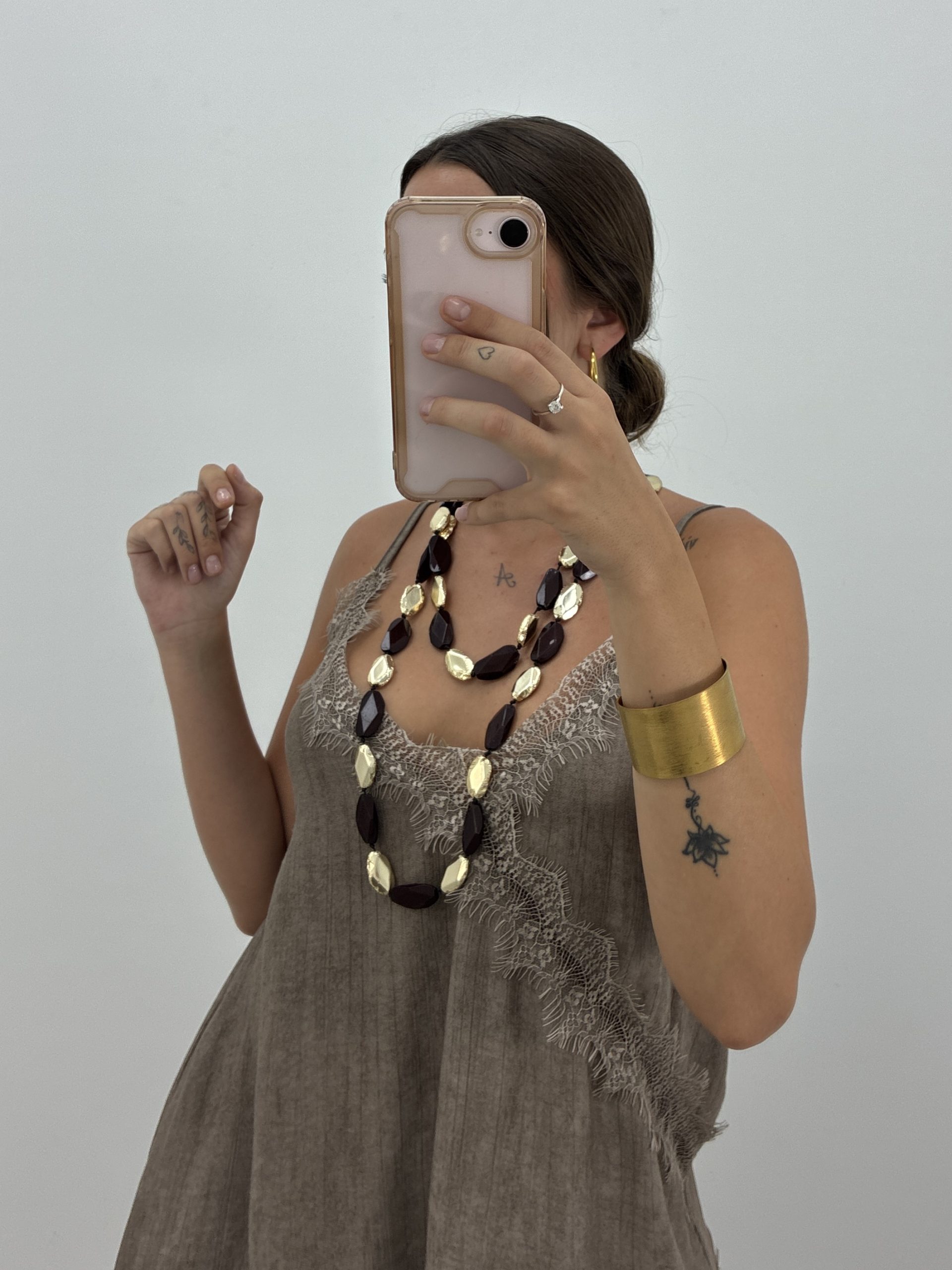 COLLAR LARGO XL MARRÓN Y ORO - Imagen 2