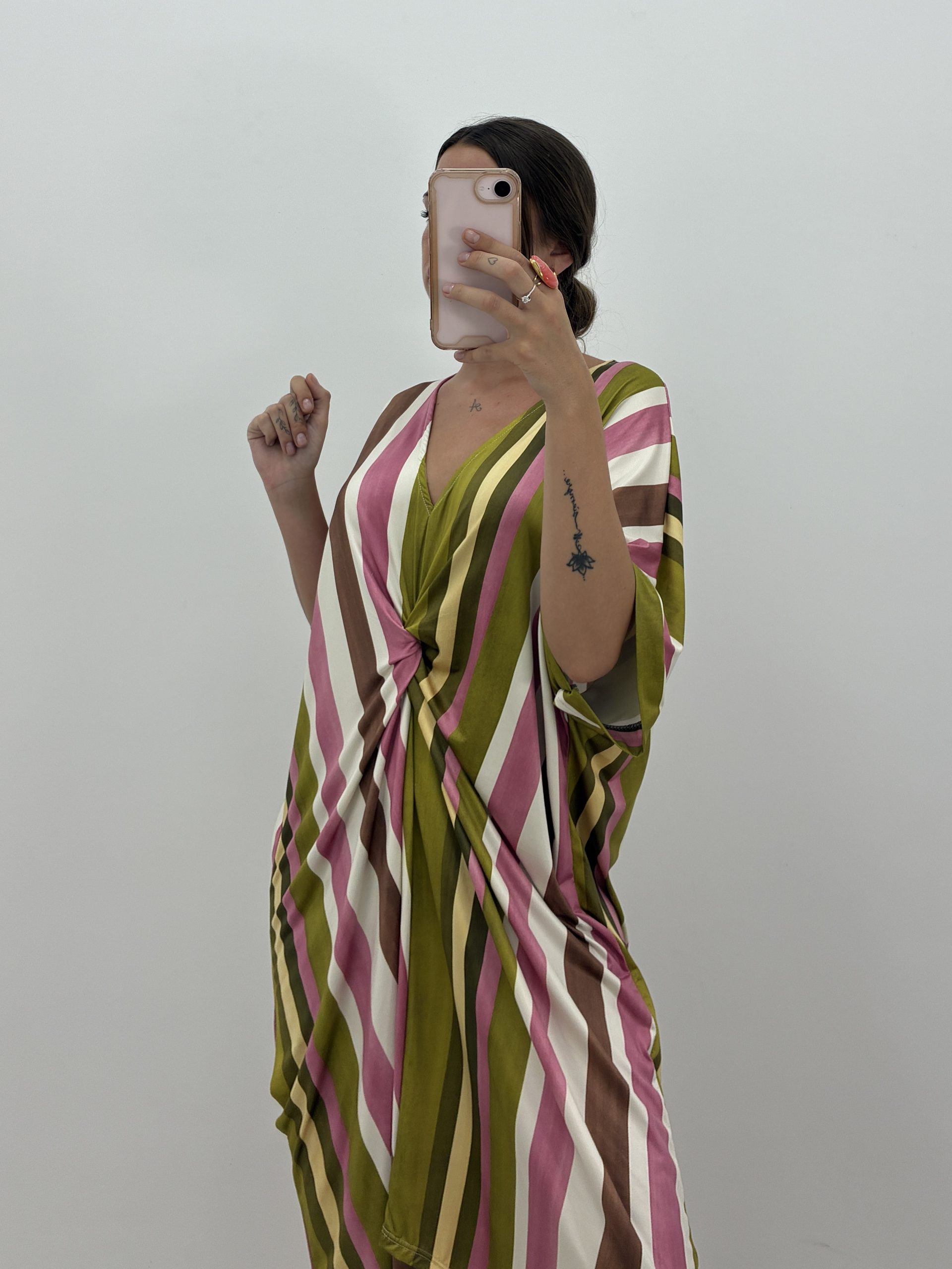 VESTIDO CAFTÁN RAYAS