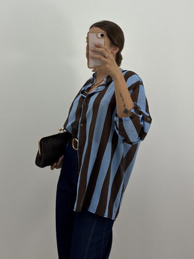 Alternative view of CAMISA RAYAS VERTICALES OVERSIZE AZUL