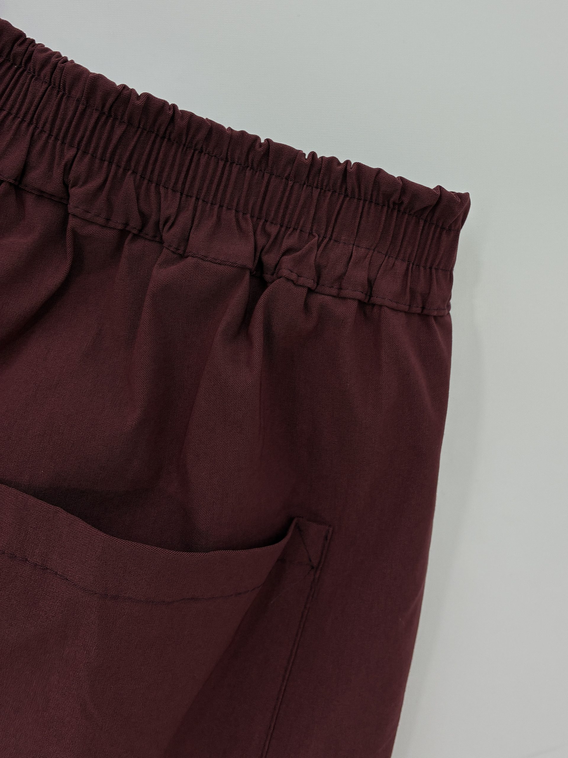 PANTALÓN ANCHO BURDEOS GOMA CINTURA - Imagen 4