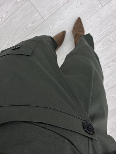 Alternative view of PANTALÓN CRUZADO VERDE KAKI