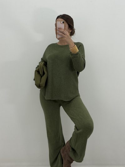 CONJUNTO DORIS VERDE OLIVA