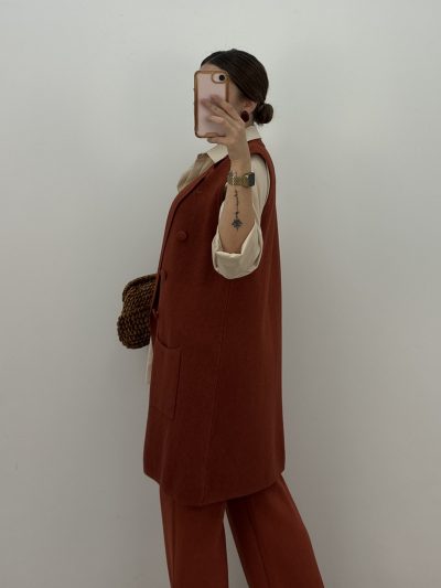 Alternative view of CHALECO LARGO PUNTO PRIETO TEJA