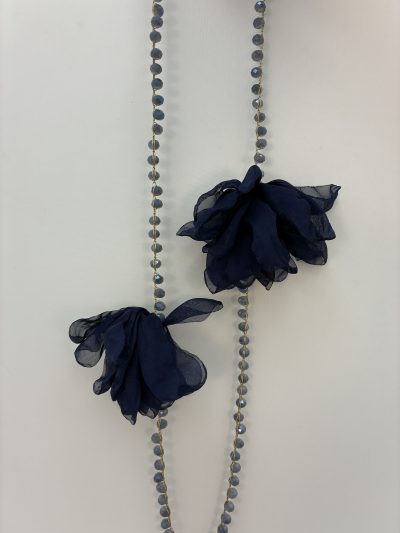 COLLAR LARGO DOBLE FLOR MARINO CON CRISTALES